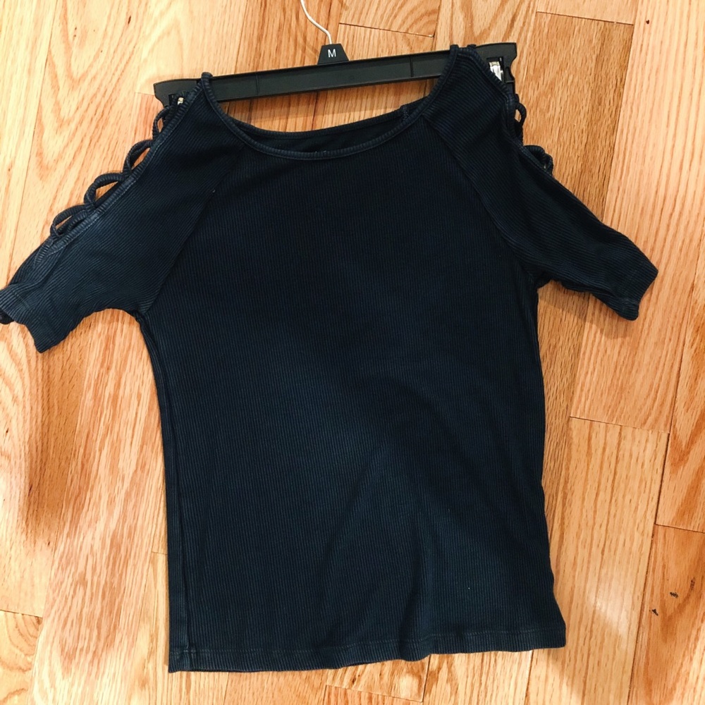 ribbed t shirt with cut out sleeves